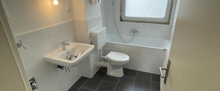 TOP- EINZIEHEN UND WOHLFÜHLEN! - Foto 1