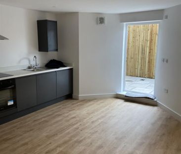 1 Bedroom Apartment To Let - Photo 3