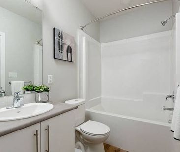 Central Heating & A/C, USB Outlets + More! Now renting 1bd 1ba + den - Photo 3