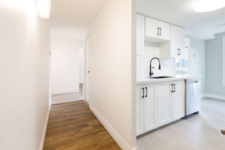 For Lease - 53 Taunton Road Unit# 57, Oshawa, Ontario - Photo 4