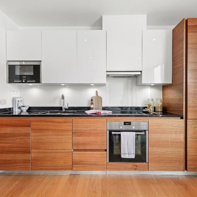 Tazetta House, E20 1GG, London - Photo 1
