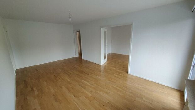 Living in the popular Oberwil - Photo 1