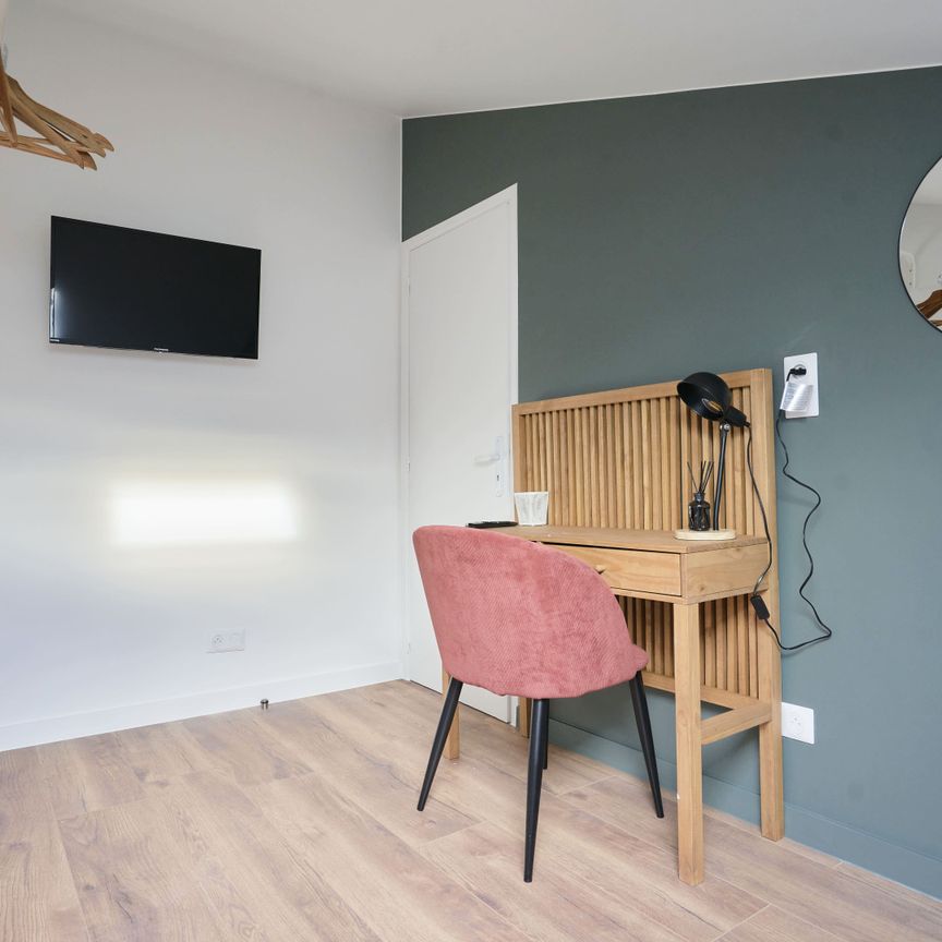 GAMBETTA K Roommate 6 Bedrooms at Reims - Photo 1