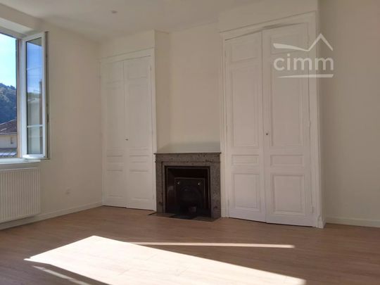 Bel appartement rénové avec GARAGE - Photo 1