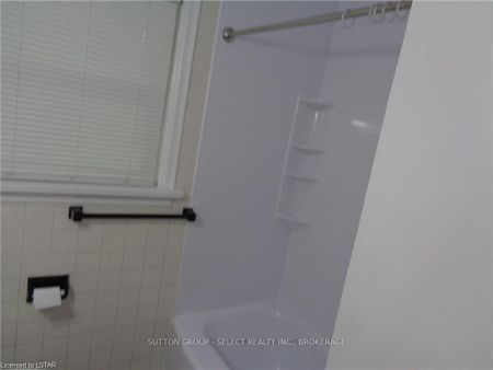 For Lease - 83 Britannia Avenue Unit# upper, London North, Ontario - Photo 3