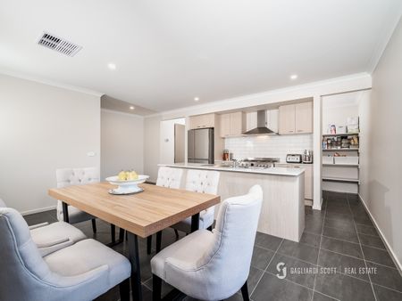 STUNNING NEW HOME! - Photo 4