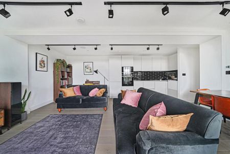 2 bedroom flat to rent - Photo 4