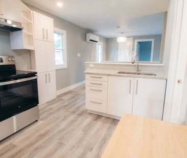 SPACIOUS 3 BEDROOM APARTMENT IN ST. CATHARINES!! - Photo 6