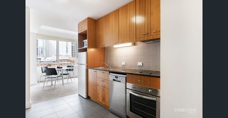 CIRCULAR QUAY PAD | Furnished - Photo 4