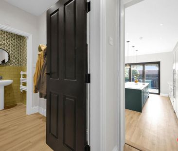 3 bedroom detached house to rent - Photo 4