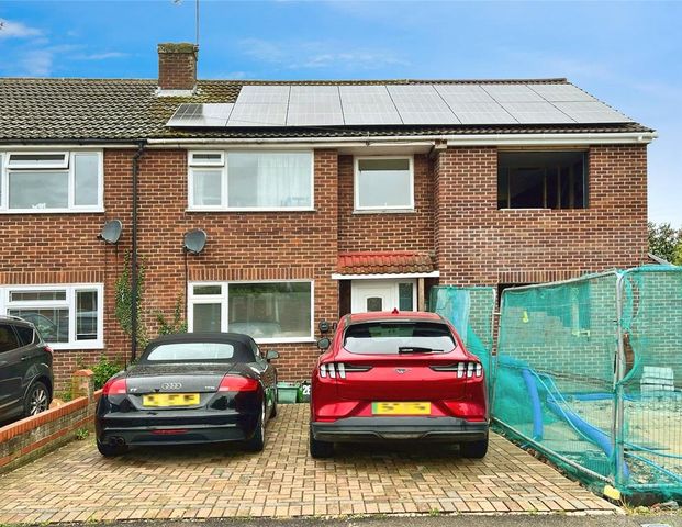 3 bedroom terraced house to rent - Photo 1