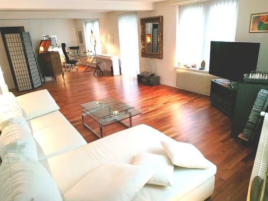 2.5 Zimmer, 86 m², 3. Stock - Photo 1