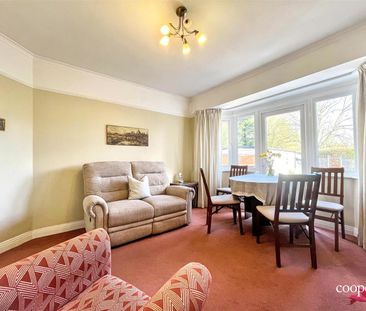 3 bedroom bungalow - semi detached - Photo 2