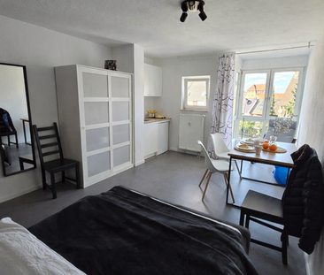 Helle, frisch renovierte, voll möblierte 1-Z. Wohnung, Zentral - Photo 3