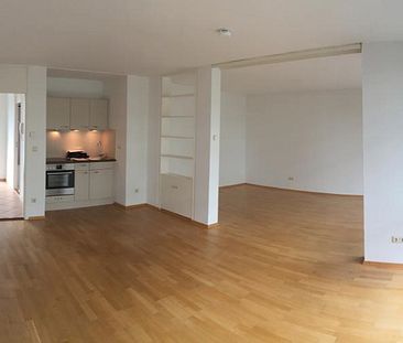 RERSERVIERT! Moderne 2-Zimmer-Wohnung mit Balkon in guter Lage Nähe Arabellapark, am Cosimabad - Photo 2