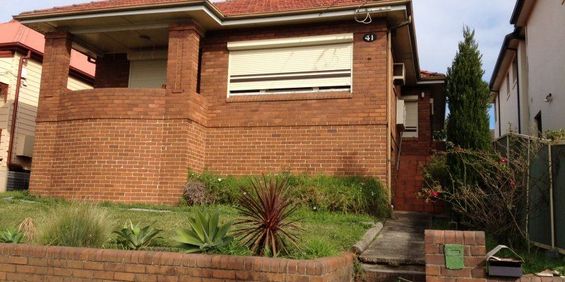 41 Lily Street, Hurstville - Photo 3