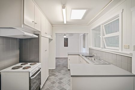 61 Barry Street, Cambridge Park - Photo 3