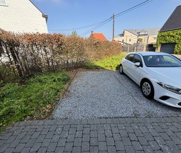 Prachtig 2-slaapkamer appartement en autostaanplaats en fietsenberging - Photo 1