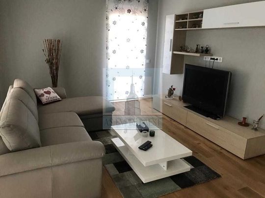 Apartament 2 camere mobilat/utilat-Cosmopolit /Aula Universitatii - Photo 1