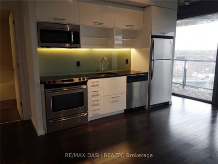 River City II Lofts 32 , #1106 - Photo 3