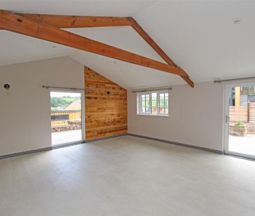 2 bedroom detached bungalow to rent - Photo 1