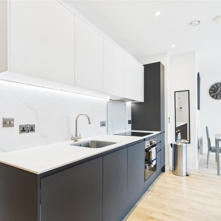 1 bedroom apartment to rent - Photo 1