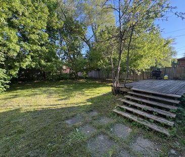For Lease - 535 Lawrence Avenue, Toronto, Ontario - Photo 2