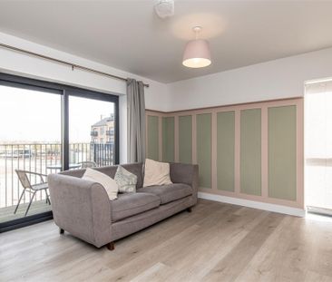 2 bed Apartment To Let - Photo 4