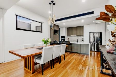 3 Bed, 2 Bath - Photo 4