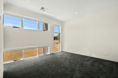 Stylish Coastal Living with generous owner rebates until gardens are completed - Photo 5