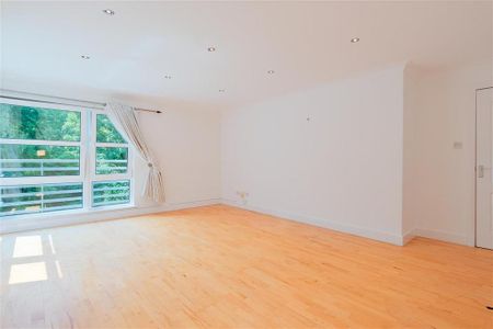 3 bedroom apartment to rent - Photo 3