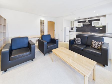2 bedroom apartment to rent - Photo 2