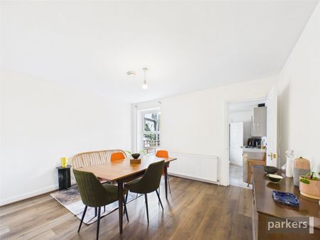 Swansea Road, Reading, Berkshire, RG1 - Photo 2