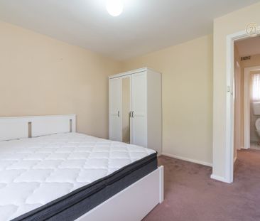 Location Location Location @$600 Per Week - Photo 3