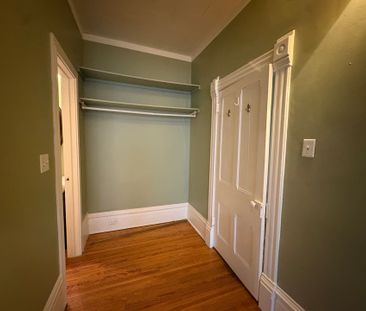 For Lease - 491 Eagle Street Unit# B, Newmarket, Ontario - Photo 4