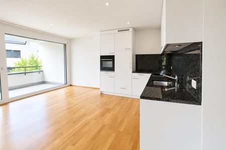 Moderne 3.5-Zimmer Gartenwohnung in Mettmenstetten - Foto 2