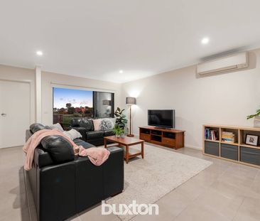 4 Merrimack Crescent, Keysborough VIC 3173 - Townhouse For Rent | D... - Photo 6