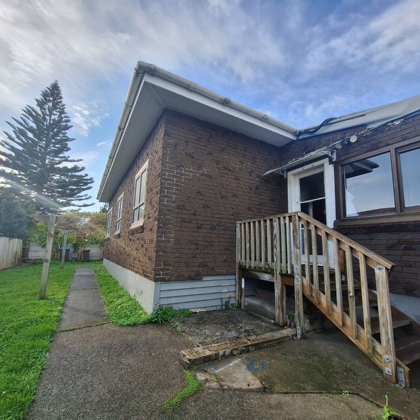 Lovely family home - Photo 1