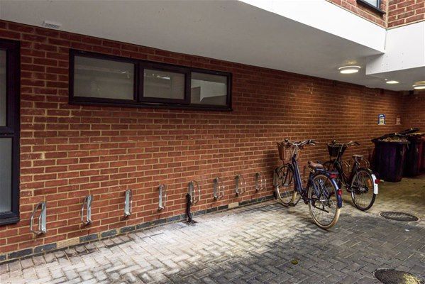 - Unit, Taj House, 220 - 222 Cowley Road - Photo 1
