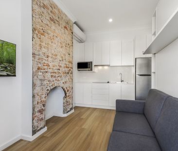 FULLY FURNISHED - Photo 4