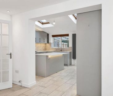 3 bedroom terraced house to rent - Photo 5