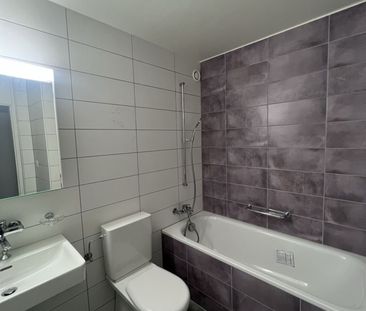 Hauterive, nice renovated studio on the 1st floor - Photo 2