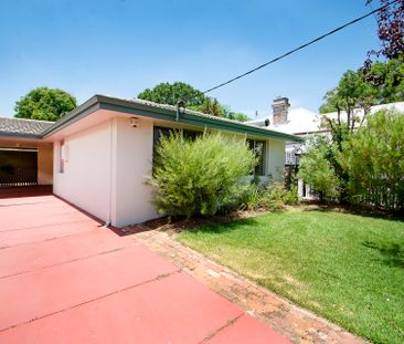 Charming Guildford Home - Photo 6