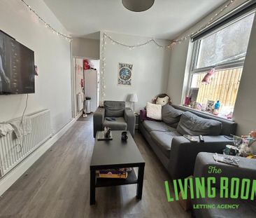 5 bedroom house to rent - Photo 2