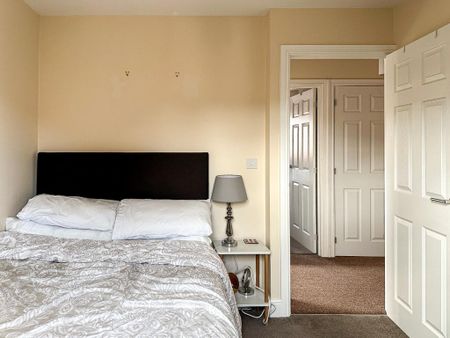 3 bedroom detached house to rent - Photo 5