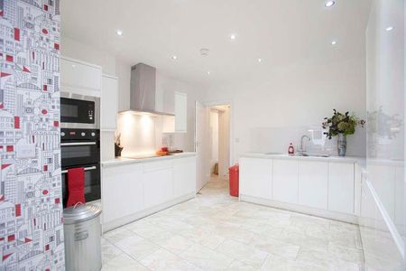 Kennet Court, Reading, Berkshire, RG1 - Photo 3