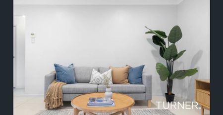 Modern 3 Bedroom Home in a Convenient Location - Photo 4