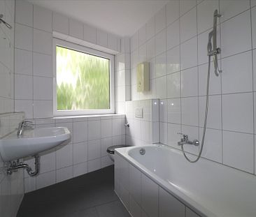 * RUHIG WOHNEN IM HERZEN VON CRAKAU * 3ZI-Wohnung mit Balkon, Bogenstr. - Photo 6