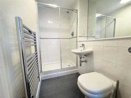 2 bedroom apartment to rent - Photo 5