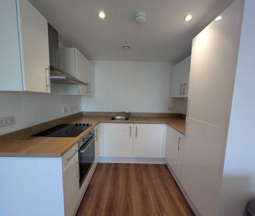 2 bedroom apartment to rent - Photo 3